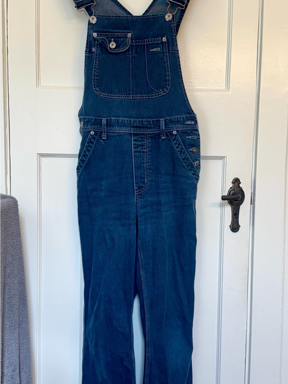 Silver Jeans blue denim overalls with logo tag - the perfect overall!